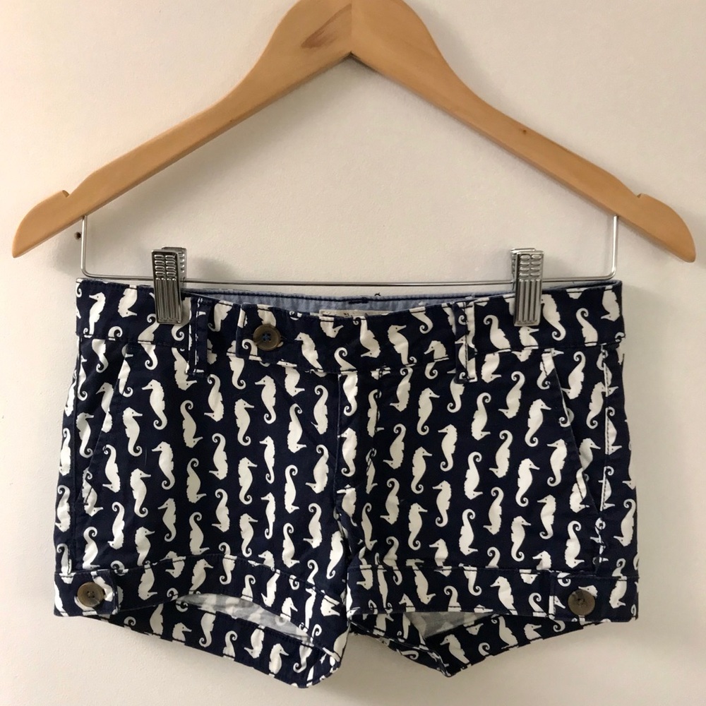 Like NEW! Navy Shorts w White Seahorse Pattern